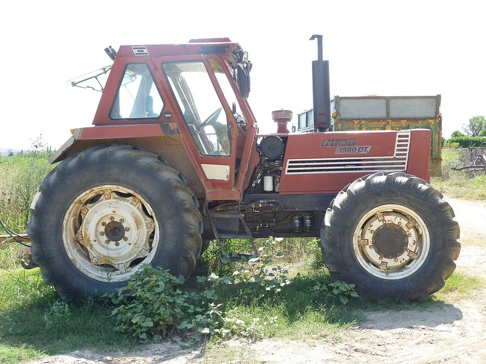 Fiat 1580 (DT) tractor