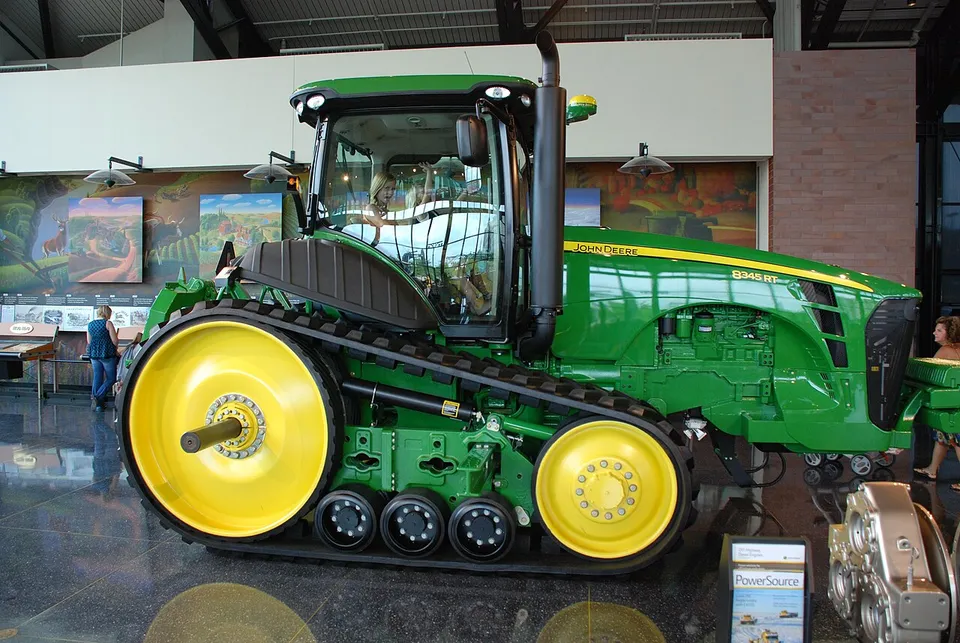 John Deere 8345 RT tractor