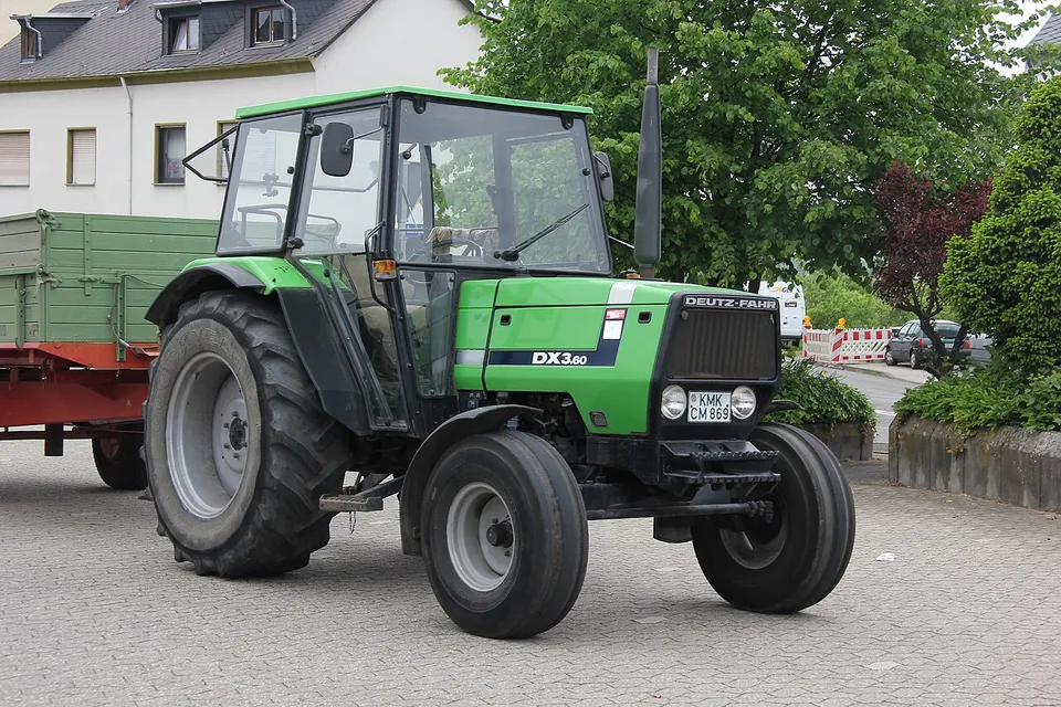 Deutz-Fahr DX 3.60 tractor