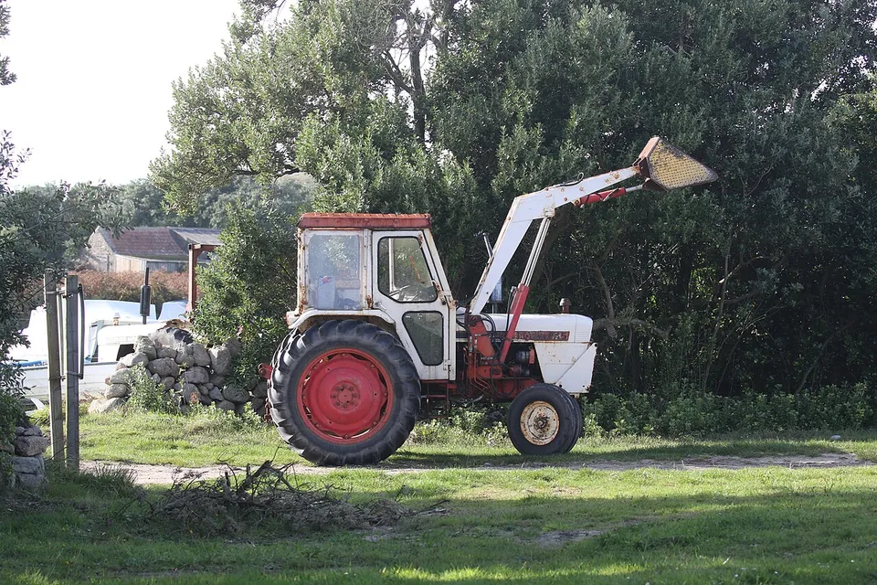 David Brown 995 tractor