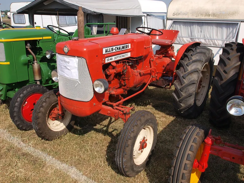 ALLIS-CHALMERS ED-40 tractor