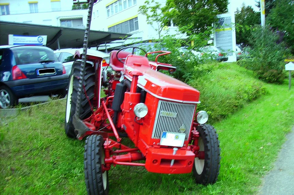 Renault Super 4 tractor