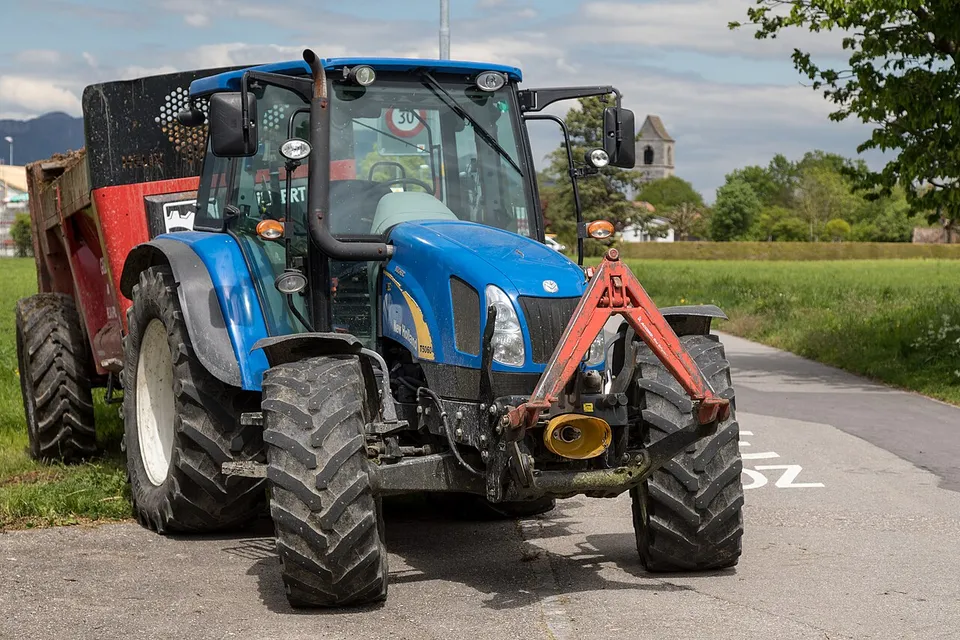 New Holland T 5060 tractor