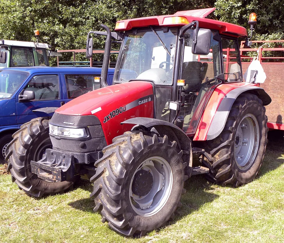 Case-IH JX1090U tractor