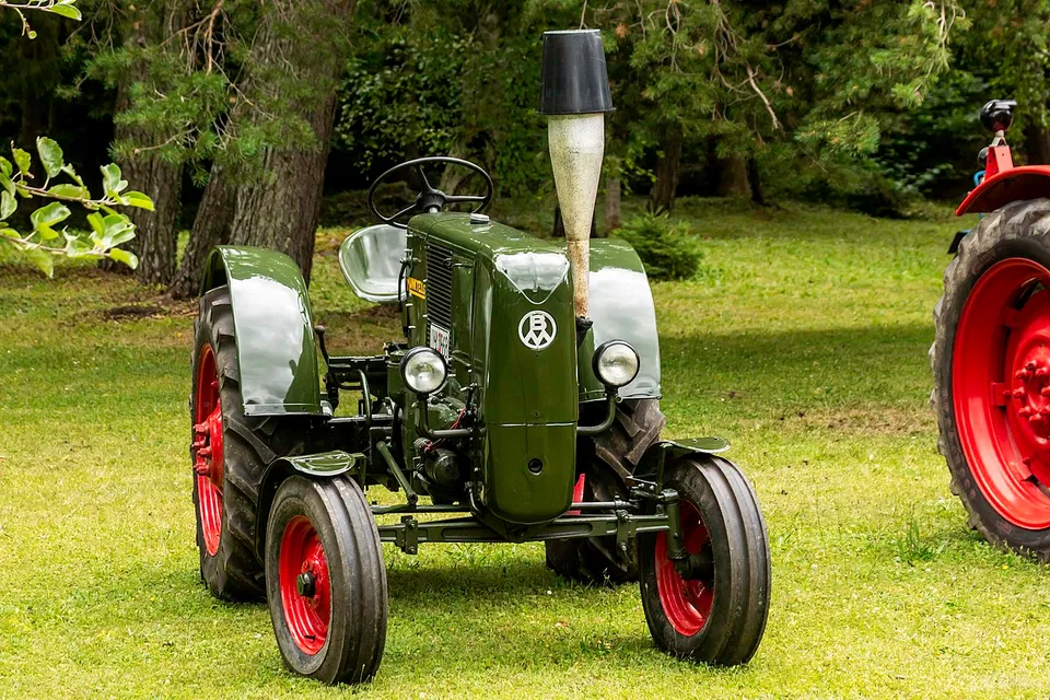BOLINDER-MUNKTELL BM-10 tractor