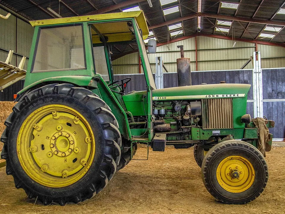 John Deere 2130 tractor