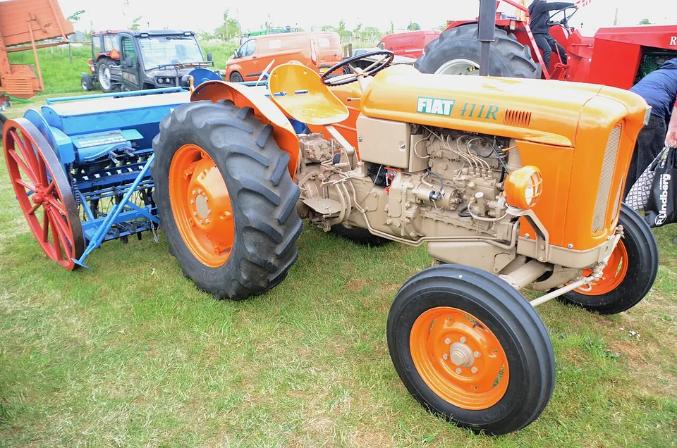 Fiat 411 R tractor